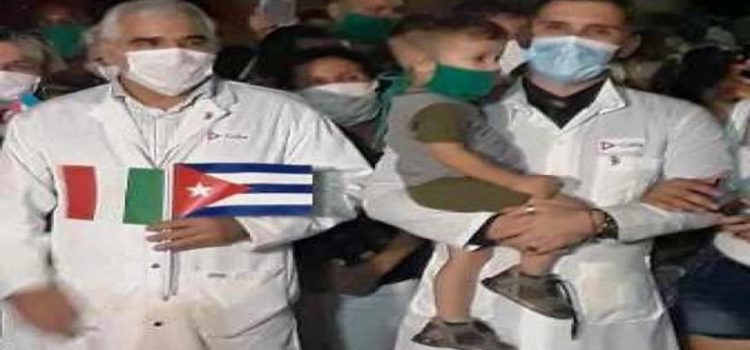 Reciben en Morón a médicos que combatieron la Covid-19 en Lombardía Reciben en Morón a médicos que combatieron la Covid-19 en Lombardía