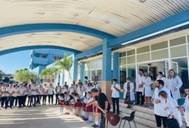Visita a nuestros centros de salud docentes Visita a nuestros centros de salud docentes